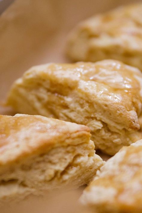 Lemon Scones Barefoot Contessa - Table for Seven Lemon Scones Recipe, Barefoot Contessa Recipes, Chefs Recipes, Cranberry Orange Scones, French Vanilla Coffee, Lemon Scones, I Want Food, Cream Scones, More Protein