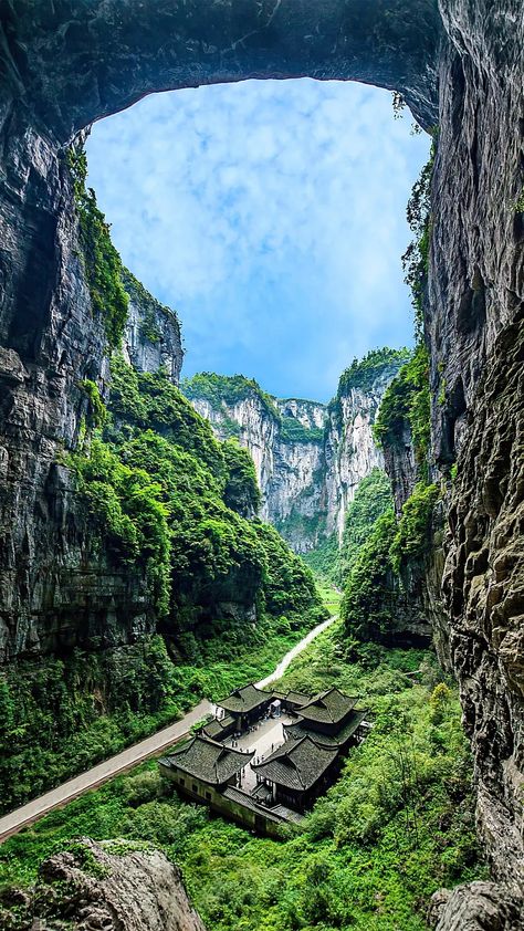 Travel Scenery, Chongqing China, Mountain City, Nature Tour, Chinese Landscape, Chinese Architecture, Chongqing, Earth From Space, Fantasy Map