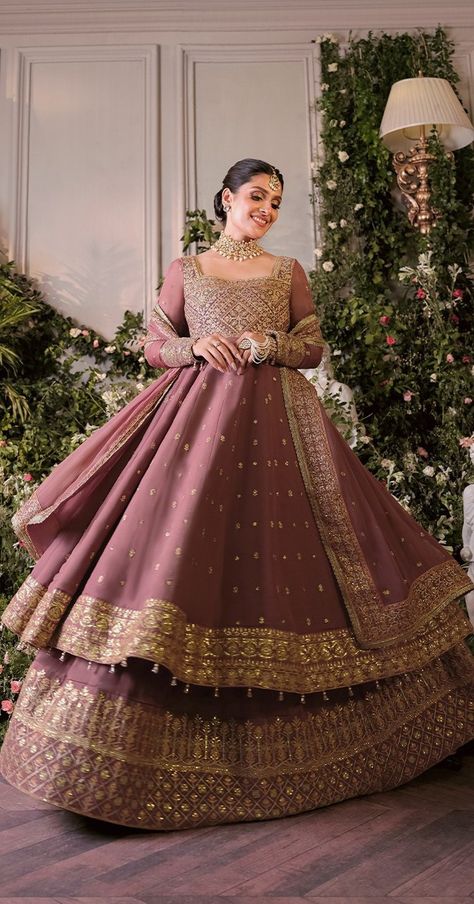 Pengantin India, Desi Wedding Dresses, Asim Jofa, Latest Bridal Dresses, Pakistani Fancy Dresses, Beautiful Pakistani Dresses, Bridal Dress Fashion, Pakistani Bridal Dresses, Simple Pakistani Dresses