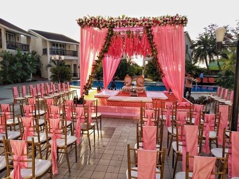 Pool Mandap Decor, Poolside Mandap Decor, Pool Side Mandap Decor, Pool Side Engagement Party, Pool Side Wedding Decor, Pool Side Haldi Decor, Vidhi Mandap Decor, Vidhi Mandap Indian Weddings, Pool Side Wedding