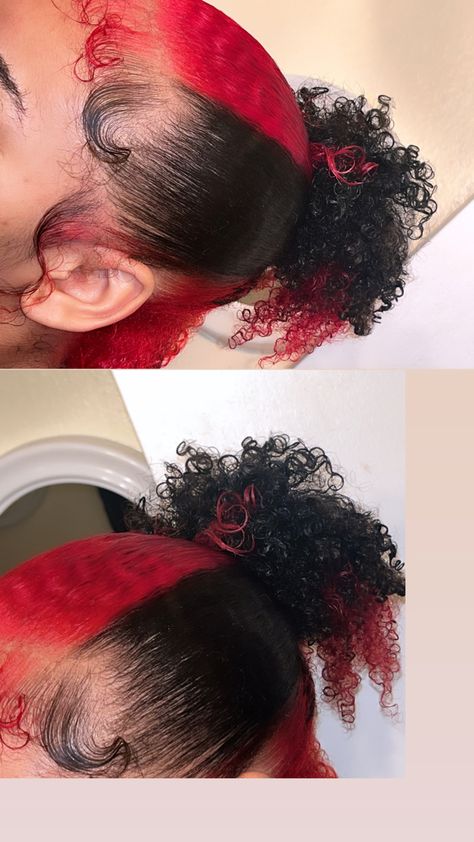 Super Curly Hair, Hair Stripes, Skunk Stripe, Dyed Curly Hair, Girl Hair Colors, Peekaboo Hair, Hair Mistakes, Quick Natural Hair Styles, Dying Hair