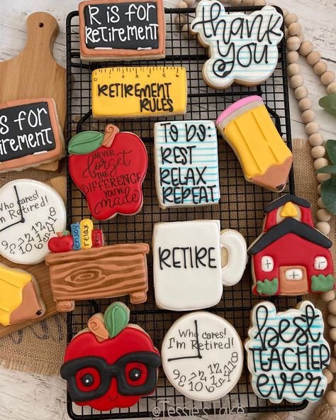 Retirement Party For Teachers, Teacher Retirement Decoration Ideas, Retirement Party Ideas Teacher, School Retirement Party Ideas, Retirement Party Cookies, Teacher Retirement Party Decorations, Teacher Retirement Cookies Decorated, Teacher Retirement Cookies, Teacher Retirement Cake