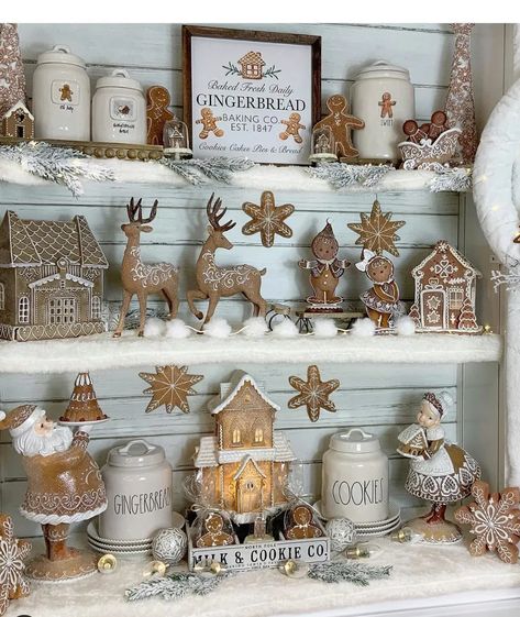 Gingerbread Hutch Decor, Neutral Gingerbread Christmas Decor, Living Room Ideas Christmas, Christmas Hutch Decor, Room Ideas Christmas, Gingerbread Display, Christmas Living Room Ideas, Gingerbread Christmas Tree, Gingerbread Decor