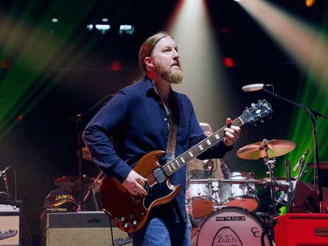 Derek Trucks on what makes Duane Allman his greatest influence Susan Tedeschi, Duane Allman, Derek Trucks, Tedeschi Trucks Band, The Allman Brothers, Slide Guitar, Allman Brothers Band, Allman Brothers, How To Influence People