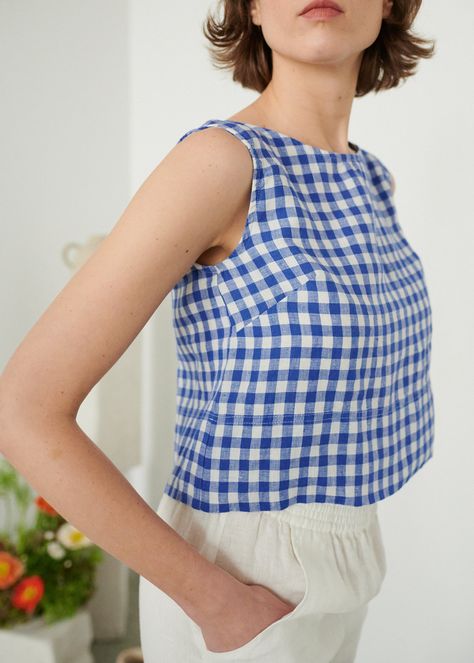 Gingham Top Outfit, Comfortable Summer Outfits, Linen Style Fashion, Loose Crop Top, Top Summer Outfits, Gingham Linen, Linen Top Women, Gingham Top, Loose Tank Tops