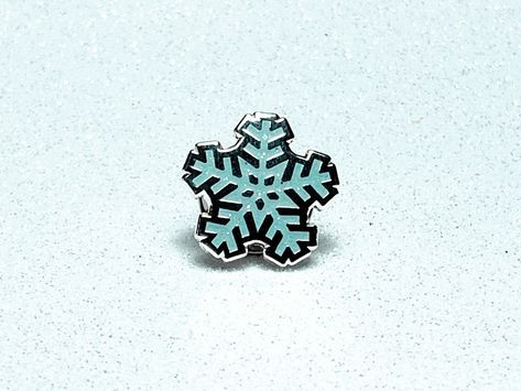 Todoroki Fuyumi, Pin Hat, Winter Pins, Winter Tree, Hat Pin, Winter Trees, Hard Enamel Pin, Christmas Snowflakes, Hat Pins