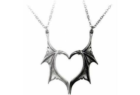 Matching Necklaces For Couples, Dragon Wing, Couples Necklace, Angel Wings Necklace, Alchemy Gothic, Wings Necklace, Family Jewelry, Necklace Matching, Pewter Pendant