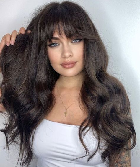 Long Hair with Piece-y Bangs for a Round Face Messy Wavy Hair, Bangs For Round Face, Bangs With Medium Hair, Straight Bangs, Round Face Shape, Wispy Bangs, Round Face Haircuts, Long Bangs, Long Hair With Bangs