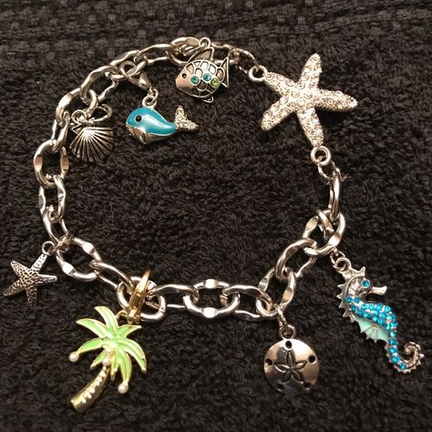 Tropical Beach Bracelet. Silver In Color With Many Charms. Tropical Jewelry Aesthetic, Colorful Summer Jewelry, Tropical Core, Tropical Accessories, Beachy Bracelets, Tropical Island Beach, Tropical Jewelry, Beach Bracelet, Dream Date