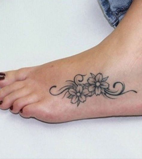 Little Daisy Tattoo Flower Foot Tattoo, Wildflowers Tattoo, Small Foot Tattoos, Foot Tattoos For Women, Tattoos For Women Flowers, Daisy Tattoo, Small Flower Tattoos, Tattoos For Daughters, Foot Tattoo