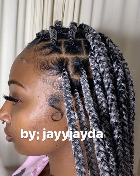 @jayyjayda on Instagram: “knotless box braids, book with me. #knotlessbraids #knotlessboxbraids #boxbraids #colorbraids #greyhair #greybraids #neatbraids…” Grey Knotless Box Braids, Silver Knotless Braids, Gray Knotless Box Braids, Gray Knotless Braids, Cute Cornrows, Grey Hair Braids, Hair Today Gone Tomorrow, Knotless Box Braids, Braiding Your Own Hair