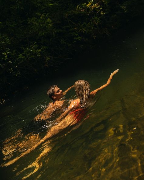 Ruby & Carson ❤️ #couple #couplephotoshoot #love #oahuhawaii #travelphotographer #missouriphotographer #authenticlovemag #dirtybootsandmessyhair #777luckyfish #pintetest #aesthetic #moviescenes Key words: storytelling, movie scenes, movie stills, cinematic, couple love, couple photoshoot, couple poses, oahu hawaii, love stories, summer, swimming, pinterest inspo, aesthetic, authentic love, documentary photography, travel photographer, Missouri photographer Hiking Film Photography, Guilty Pleasure Aesthetic, Couple Swimming, Photoshoot Couple Poses, Cinematic Couple, Hawaii Couple, Photoshoot Couple, Authentic Love, Summer Swimming