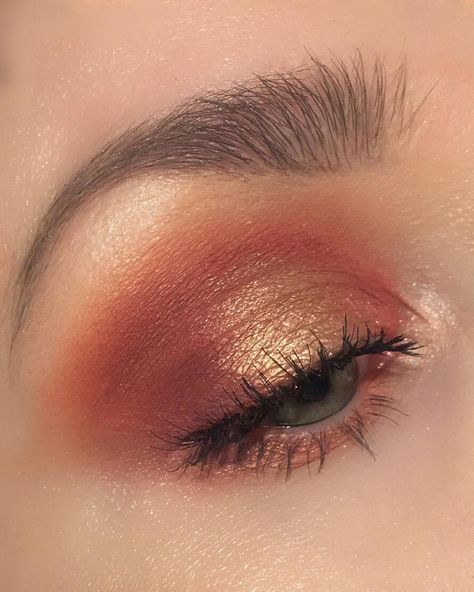 Copper Eye Makeup Blue Eyes, Prom Makeup With A Red Dress, Rust Orange Eye Makeup, Orange Gold Eyeshadow, Orange Tone Eyeshadow Looks, Round Brown Eyes Makeup, Bridesmaid Makeup Terracotta Dress, Makeup For Rust Dress, Fall Bridesmaid Makeup Hazel Eyes