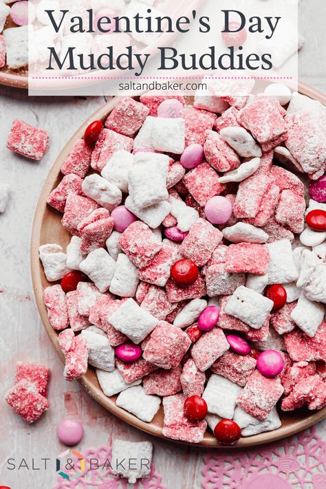 Peanut Butter Muddy Buddies, Muddy Buddies Recipe, Valentines Snacks, Easy To Make Snacks, Strawberry Cake Mix, Chex Mix Recipes, Muddy Buddies, Chocolate Candy Melts, Puppy Chow