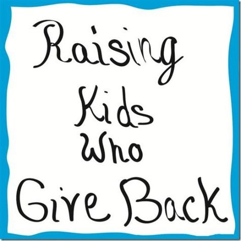 Raising Kids Who Give Back Teaching Gratitude, Communication Strategies, Homeschool Board, Mom Tips, Helping Children, Good Parenting, Give Back, Help Kids, Simple Things