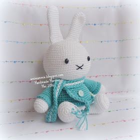 Nijntje haken patroon Miffy Crochet pattern Miffy Crochet Pattern, Miffy Crochet, Bunny Amigurumi, Creative Box, Amigurumi Tutorial, Crochet Bunny, Amigurumi Toys, Learn To Crochet, Crochet Patterns Amigurumi