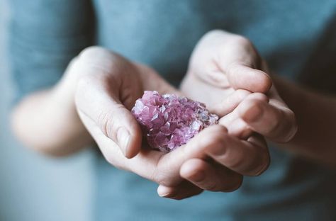 These six crystal-rich locations allow enthusiasts to seek out their own, direct-from-the-earth talismans. Queen Jewelry, Gem Mining, Rare Crystal, Small Rose, Minerals And Gemstones, Blue Quartz, Smokey Quartz, Rocks And Crystals, Stones And Crystals