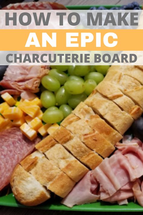 Cheuteri Board, Meat And Fruit Board, Bread On Charcuterie Board, Meat And Cheese Charcuterie Boards, Churiture Board Ideas, Meat Trays Charcuterie Board, Char Uterine Board, Appetizer Charcuterie Board Ideas Small, Charcuterie Board Ideas With Bread