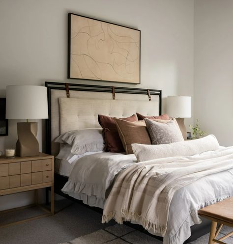 Mcgee And Co Bedroom, Mcgee And Co, Neutral Bedrooms, Modern Vintage Decor, Mcgee & Co, Neutral Bedroom, New York Apartment, New Home Designs, Earthy Tones