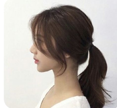 Korean Hairstyle Fine Hair, Round Face Hairstyles Asian, Poni Curtain Bags, Rene Haircut, Front Haircut For Women, Catfish Whiskers Hairstyle, Haircut For Ponytail, Asian Curtain Bangs Medium Hair, Hair Layers Short