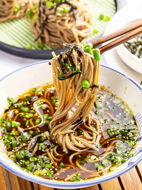 Japanese Duck Recipe, Cold Soba Noodles, Zaru Soba, Soba Noodles Recipe, Cold Soba, Bonito Flakes, Soba Noodle, Buckwheat Noodles, Cold Noodles