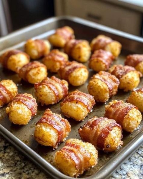 Tailgating Sides Dishes, Tailgate Potatoes, Dance Snacks, Bacon Wrapped Tater Tots, Potato Bites Recipe, Bacon Appetizer, Bacon Wrapped Potatoes, Superbowl Recipes, Cooktop Cove