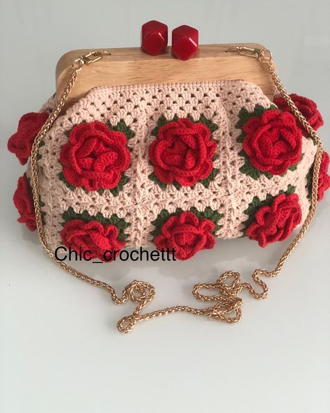 Hello, I am here with a very beautiful, very special bag ☺️ your thoughts are very valuable to me ✨how did you find my new model? #crochetbag #handmaderose #crochetrosebag #womanbag #rosebag #handmadecrochetbag #handmadejewelry #mothersday #handmadegift #handmadegiftbags Bags 2024, Crochet Shoulder Bags, Rose Bag, Crochet Crop Top Pattern, Handmade Crochet Bags, Diy Bags Purses, Crochet Clutch, Crochet Bags Purses, Crochet Rose