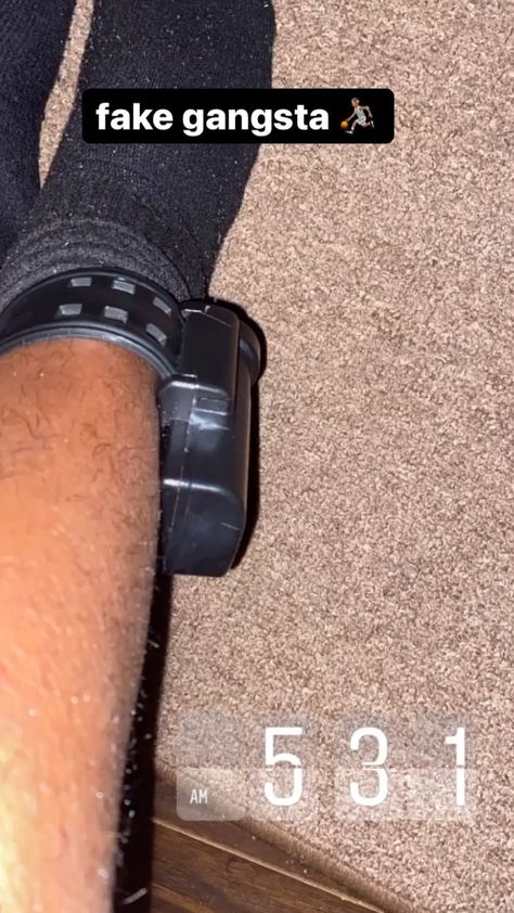 House Arrest Ankle Monitor Snapchat, Ankle Monitor Aesthetic, Ankle Monitor Snapchat, House Arrest Ankle Monitor, Ankle Monitor, Rap Music Quotes, Thug Style, House Arrest, Dark Skin Boys