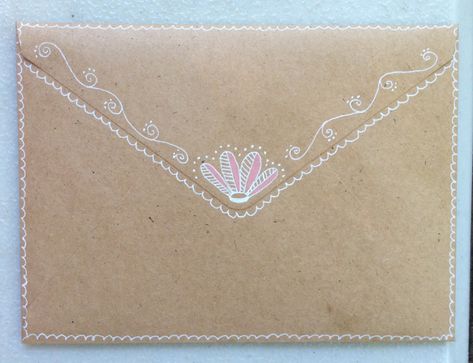 Hand decorated envelope back #envelope #illustration Pretty Envelope Art, Hand Decorated Envelopes, Art On Envelopes, Decorating An Envelope, Letter Envelope Ideas, Envelope Decorating Ideas, Envelope Doodle, Envelope Illustration, Envelope Decoration