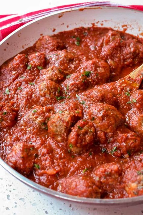 Baked Meatballs - Small Town Woman Homemade Baked Meatballs, Ground Beef And Italian Sausage, Meatballs In Marinara Sauce, Oven Meatballs, Meatballs Recipes, Creamy Mashed Cauliflower, Small Town Woman, Baked Meatballs, Homemade Marinara Sauce