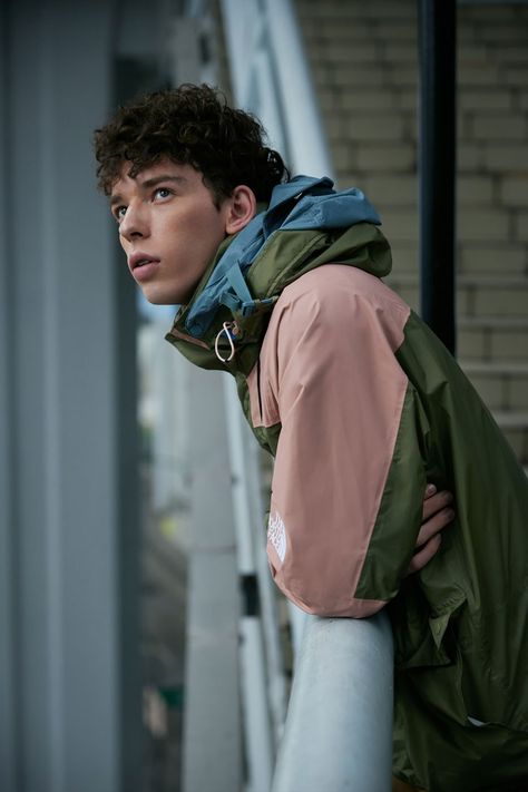 The North Face Urban Exploration SS22 "Urban Traverse" | Hypebeast North Face Style, Asian Store, Khaki Trench, Khaki Trench Coat, Fishtail Parka, Face Style, Fashion Street Style, Urban Exploration, Street Style Fashion