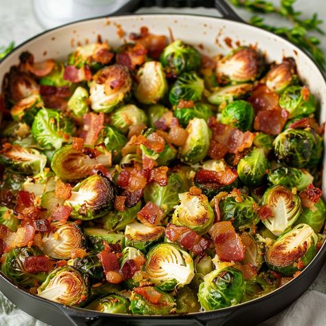 Easy Brussels Sprouts and Bacon - Krystel's Cooking Sautéed Brussels Sprouts, Sausage And Green Beans, Brussels Sprouts And Bacon, Sprouts And Bacon, Easy Bacon Recipes, Sauteed Brussel Sprouts, Quick Side Dishes, Bacon Brussel Sprouts, Sprouts With Bacon