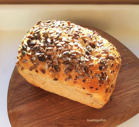 Cottage Loaf, Light Fruit Cake, Seeded Bread, Baking Bread At Home, Seeded Bread Recipes, Peasant Bread, Chocolate Loaf Cake, Fun With Food, White Bread Recipe