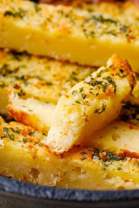 Keto Garlic Bread, Keto Skillet, Garlic Butter For Bread, Keto Shrimp Recipes, Skillet Bread, Keto Breakfast Smoothie, Garlic Cheese Bread, Garlic Bread Recipe, Vegan Mozzarella