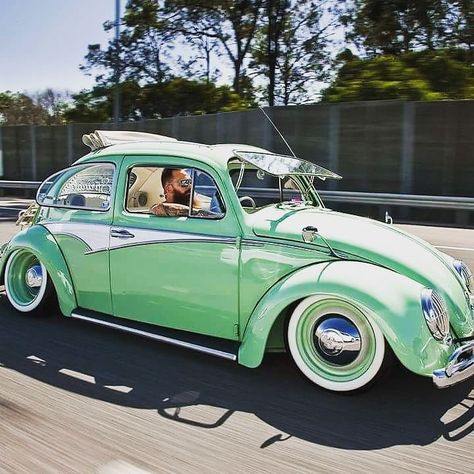 Beetle #volkswagen #beetle #vwbeetle #car #stance #mivw #worthersee #illest #canibeat #picoftheday by carsandbikes_ https://t.co/CgkyjsFtPz May 09 2016 at 09:47AM Vw Bug Slammed, Vw Buzz, Vw Accessories, Vw Super Beetle, Vw Ideas, Vw Sedan, Vintage Vw Bus, Vw Classic, Classic Volkswagen