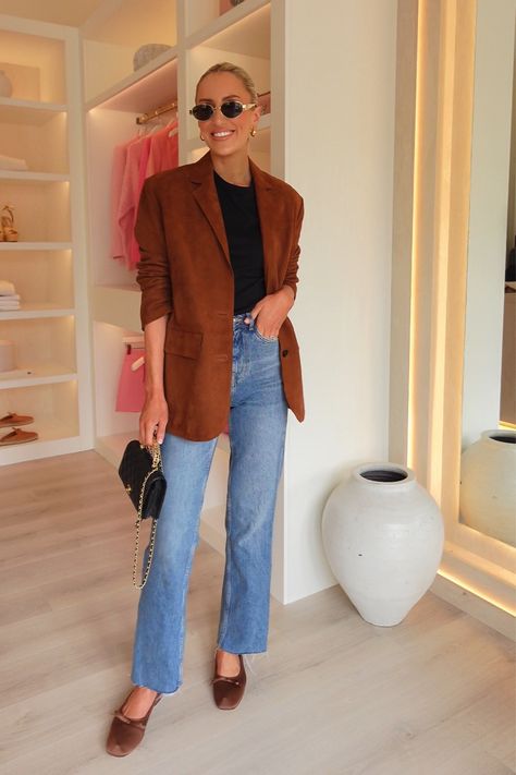 Mango relaxed fit suede blazer in … curated on LTK Suede Blazer Outfit Women, Rust Blazer Outfit, Suede Blazer Outfit, Corduroy Blazer Outfit, Blazer Outfits For Women, Suede Blazer, Blazer Outfit, Corduroy Blazer, Blazer Outfits