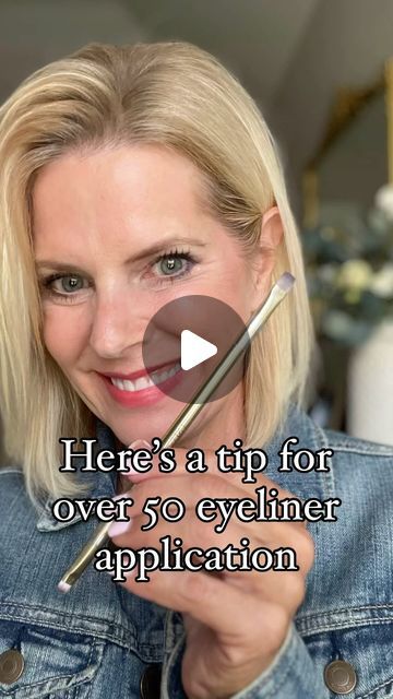 Susan Baird on Instagram: "Tip for applying eyeliner for over 50 women!  Save this and read to the end → ‼️I know why you struggle with eyeliner as you age 🔸Your lids get more crepey and textured 🔸there’s more loose skin that makes it hard to “tug” an eyeliner across that type of surface 🔸our eyes can become more hooded, so getting eyeliner “symmetrical “ can be tricky 🔸If this sounds like you here’s my trick ➡️ 💄Use a brush made for eyeliner and tap it into any color of eyeshadow you want to use and spray with setting spray. The setting spray will set the liner in place with out  smudging  💄our eyes can become more hooded, so getting eyeliner “symmetrical “ can be tricky ‼️If this sounds like you here’s my trick‼️ 💄I Use a brush made for eyeliner and tap it into any color of eyesha Eyeliner Over 50 How To Apply, Eyeliner Tips For Beginners, Applying Eyeliner, Eyeliner Application, Smudged Eyeliner, Eye Liner Tricks, How To Apply Eyeliner, Loose Skin, Setting Spray