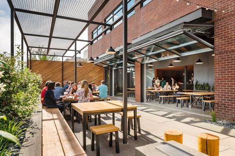 Maletis Beverage Offices - Portland - 14 Interior Kantor, Fire Rated Doors, Commercial And Office Architecture, Office Remodel, Outdoor Office, Zaha Hadid Architects, Terrace Design, Rooftop Garden, Commercial Office