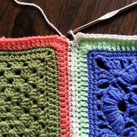 SC JAYG - with PLT Join - cypress|textiles Crocheting Squares Together, Crochet Join As You Go, Join As You Go Crochet, Join As You Go Crochet Squares, Join As You Go Granny Square, Granny Square Joining Methods, How To Join Granny Squares, Granny Square Join, Join Crochet Squares