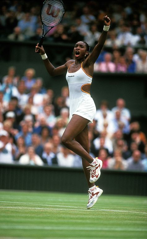 Jennifer Capriati, Venus And Serena Williams, Williams Tennis, Tennis Aesthetic, Wimbledon Fashion, Female Tennis, Tennis Outfits, Wimbledon Tennis, Tennis Legends