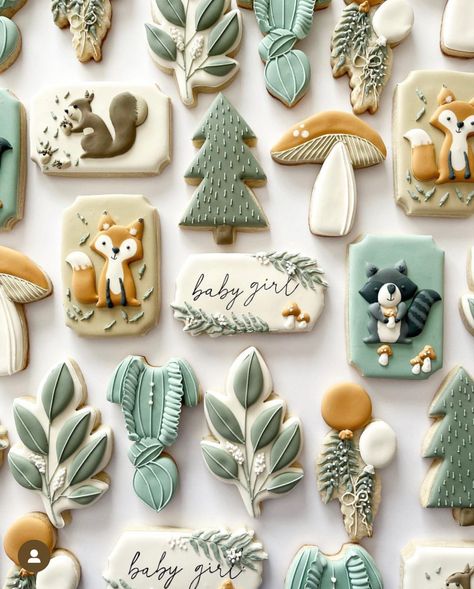 Enchanted Forest Baby Shower, Cat Baby Shower, Woodland Theme Baby, Woodland Creatures Baby Shower, Forest Baby Showers, Baby Shower Woodland Theme, Shower Cookies, Spring Baby Shower, Baby Cookies