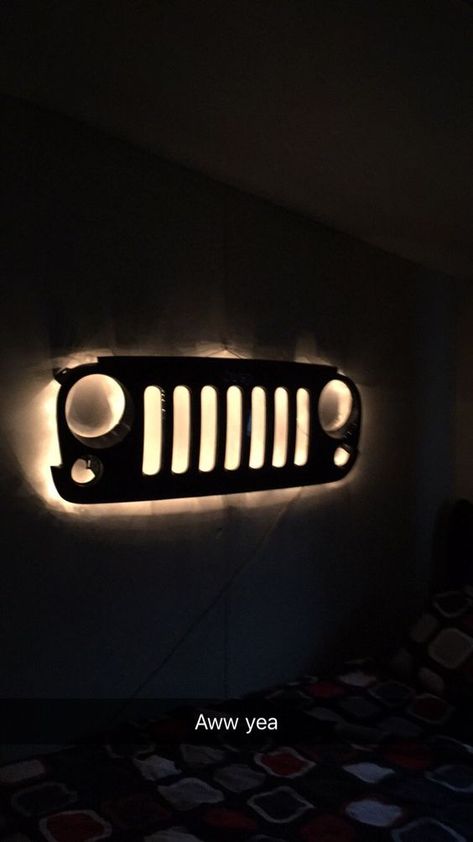 Jeep Home Decor, Car Inspired Room Decor, Jeep Diy Projects, Car Garage Ideas Man Caves, Jeep Furniture, Jeep Decorations, Industrial Lighting Ideas, Auto Humor, Jeep Decor