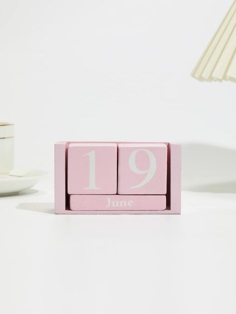 Cute Room Accessories Aesthetic, Pink Room Decoration Ideas, Room Decor Pink Aesthetic, Cute Bedroom Accessories, Cute Amazon Room Decor, Desktop Decor Ideas, Cute Room Decor Pink, Preppy Desk Decor, Shein Decor