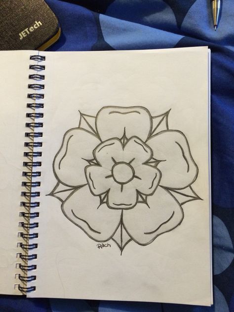 Yorkshire Rose Yorkshire Rose Tattoo, 23 Tattoo, Scotland Tattoo, Heraldic Logo, Rose Doodle, White Rose Tattoos, Rose Embroidery Designs, Yorkshire Rose, Rose Hand Tattoo