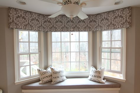 Bay Cornice Board Window Valance Ideas Living Room, Cornice Boards Window Treatments, Kitchen Window Dressing, Country Window Treatments, Bay Window Decor, Kitchen Window Coverings, Bay Window Treatments, Valance Ideas, Cornice Board