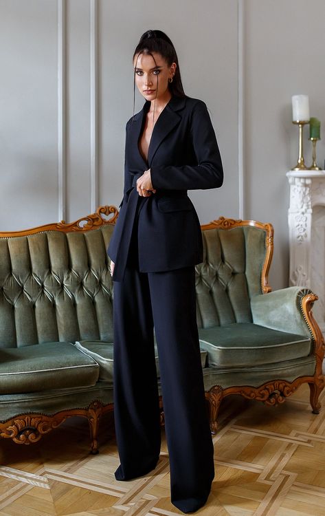 Black Belted Wide-Leg Suit 2-Piece – ELAGIA Rainbow Suit Women, Women Suits Fashion, Women Pants Suit Photoshoot, Silk Pantsuits For Women, Woman Suit Prom Outfit, Businesswear Aesthetic, Pant Suits For Women Navy Blue, Blue Business Suit Women, Women’s Fitted Suit