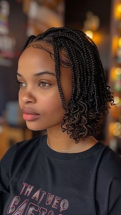 Braided Hairstyles Natural Hair Short, Braid Short Hairstyles For Black Women, Short Chunky Braids, Cute Short Twist Hairstyles, Pink Short Braids, Braids Short Natural Hair, Short French Braids, Short Braided Hairstyles For Black Women, Short Braids With Curls