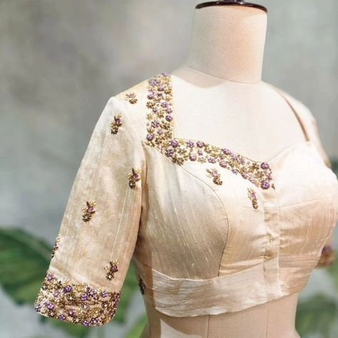 Dm@96404 90158 Designer maggam work blouse Fabric: Halfpattu /Rawsilk Dispatch: 3days Price : 2800unstiched :3350stitched Colours and sizes can be customised accordingly White Work Blouse Designs, Hand Work For Blouse, Magam Work Blouses, Simple Aari Work Blouse Design, Simple Saree Blouse Designs, White Work Blouse, Simple Aari Work Blouse, Work On Blouse, Maggam Blouse