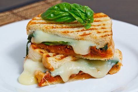 Tomato Pesto Grilled Cheese, Pesto Grilled Cheese Sandwich, Pesto Grilled Cheese, Sundried Tomato Pesto, Grill Cheese Sandwich Recipes, Cheese Sandwich Recipes, Cooking Photos, Sundried Tomato, Tomato Pesto