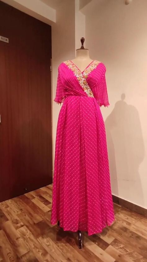 Pink Leheriya Gown in 2022 | Stylish dress book, Designer outfits woman, Boutique dress designs Leheriya Anarkali, Bandhani Dress, Gown Party Wear, Anarkali Dress Pattern, Outfits Woman, Traditional Indian Dress, Indian Dresses Traditional, Trendy Dress Outfits, Beautiful Dress Designs